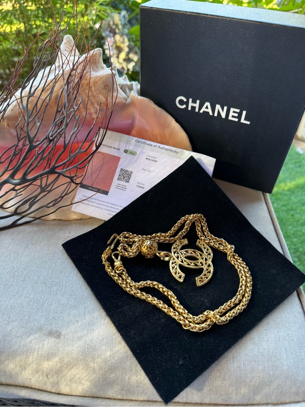 CHANEL Vintage Gold Plated Filigree Ball CC Pendant Necklace 30”Long With COA - Picture 8 of 10